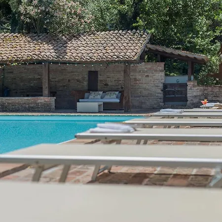Villa Cavalli 10 *